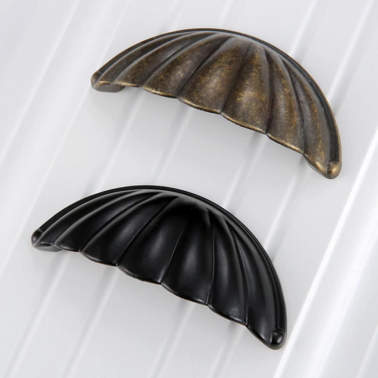 1 Stück Legierung Muschelform  – Furniture Hardware Vintage Bewertung und Preis