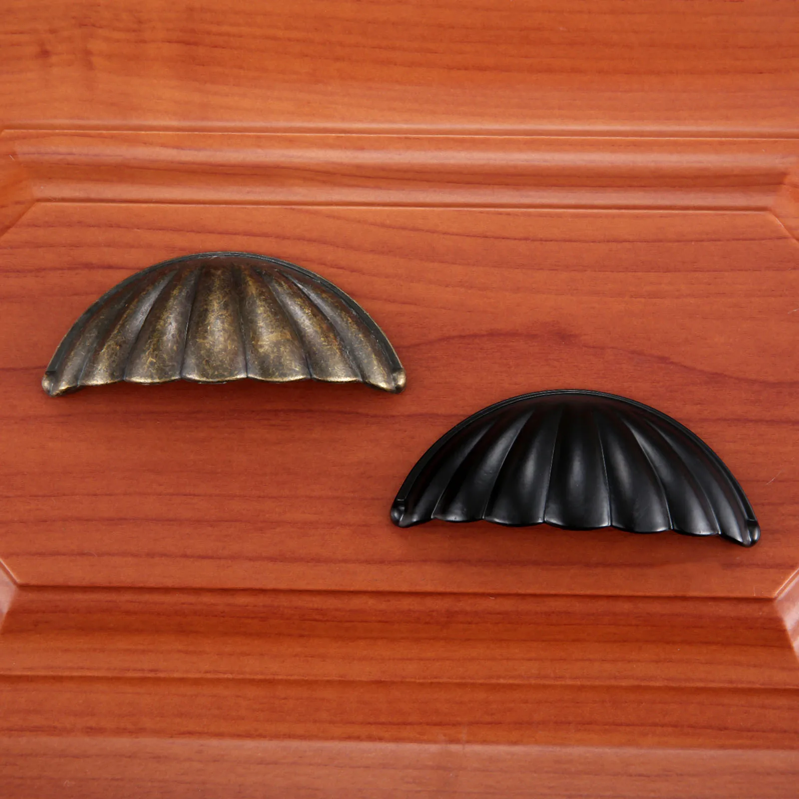 1 Stück Legierung Muschelform  – Furniture Hardware Vintage Bewertung und Preis